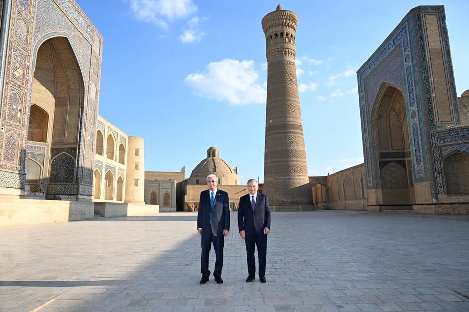Kazakhstan’s Tokayev praises Uzbekistan reforms, calls for deeper ties after Bukhara visit
